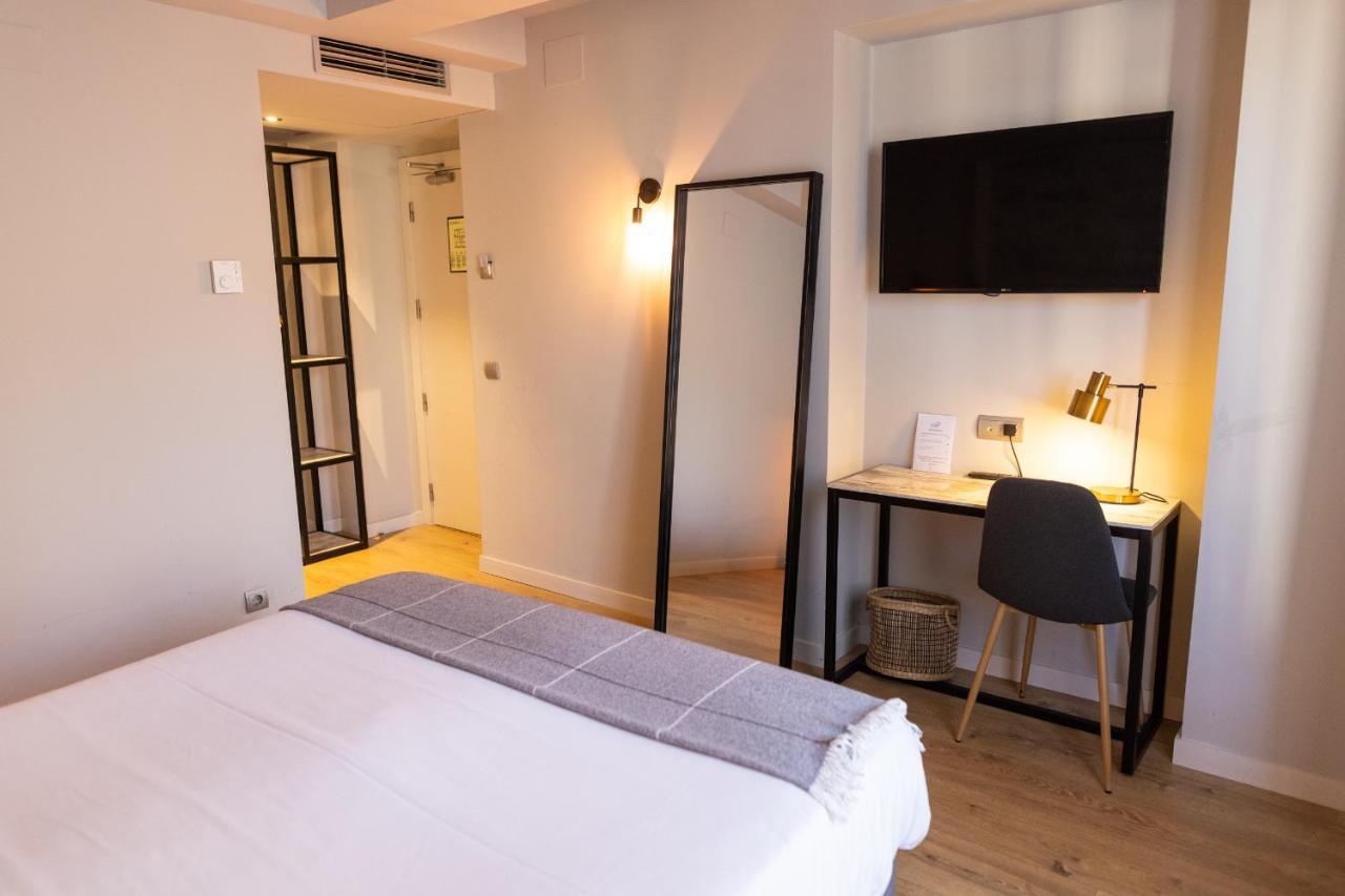 Hotel Cims De カンプロドン エクステリア 写真